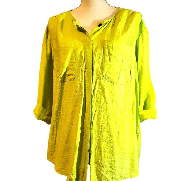 Beverly Drive Button Up Top Plus Size 1X Green 2 Pocket Tabbed Sleeve Bright - Picture 1 of 12